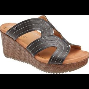 Vionic Malorie Wedge Slide (Women's)